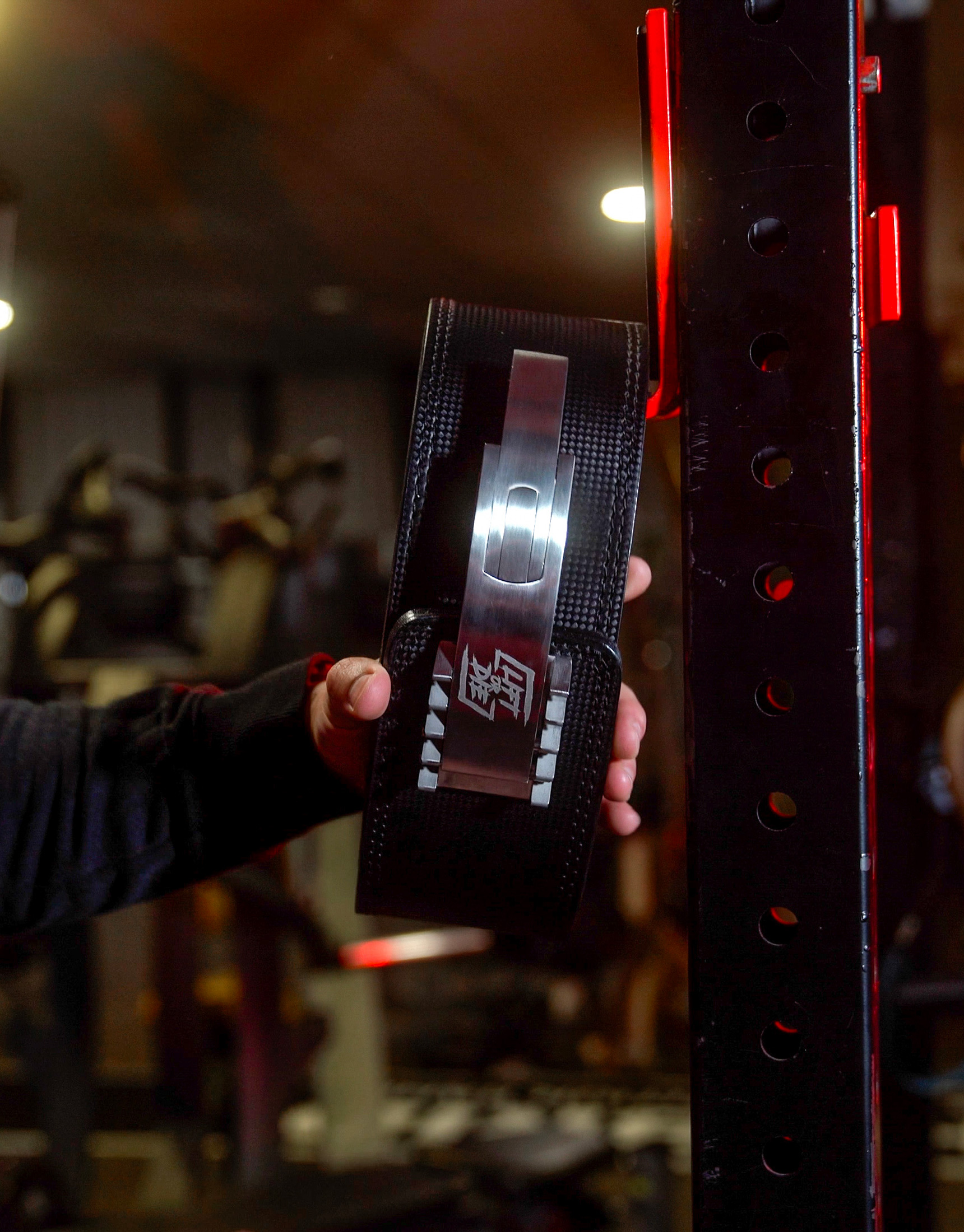 Najlepszy pas dźwigniowy - warrior gear - pas powerlifting z włókna węglowego