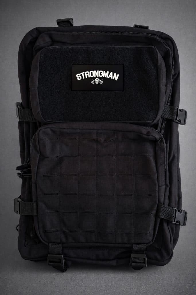 Sac à dos militaire noir personnalisé avec le patch velcro Strongman.