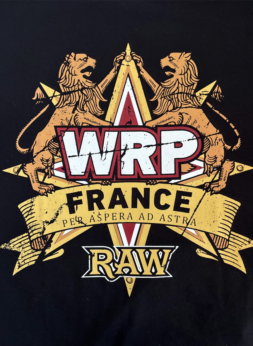 Efecto de envejecimiento en el logotipo oficial de WRP Francia Powerlifting.