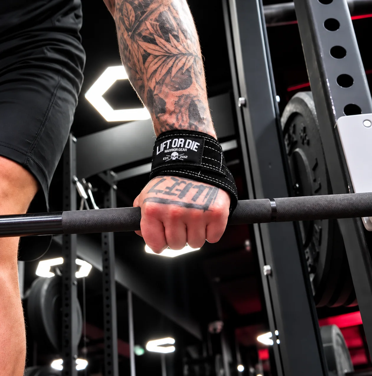 sangle en forme de 8 en cuir pour le soulevé de terre incassable par warrior gear